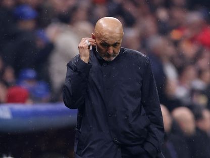 لوتشيانو سباليتي مدرب يوفنتوس خلال مواجهة غلطة سراي في دوري أبطال أوروبا - 17 فبراير 2026 - Reuters