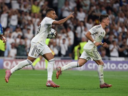 احتفال كيليان مبابي نجم ريال مدريد بتسجيل هدف في مرمى أولمبيك مارسيليا بدوري أبطال أوروبا - 16 سبتمبر 2025 - Reuters