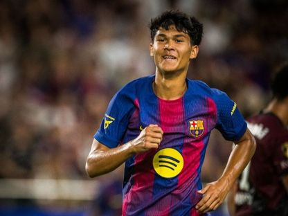 لاعب برشلونة الشاب بيدرو فيرنانديز المعروف بـ"درو" خلال المواجهة الودية أمام فيسيل كوبي الياباني - 27 يوليو 2025 - X/@FCBarcelona