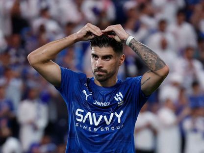 روبن نيفيز لاعب وسط الهلال في مباراة القادسية بالدوري السعودي - 13 سبتمبر 2025 - Reuters