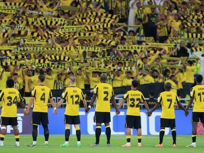 لاعبو الاتحاد السعودي قبل مواجهة شباب الأهلي دبي الإماراتي في دوري أبطال آسيا للنخبة - 30 سبتمبر 2025 - X/@ittihad