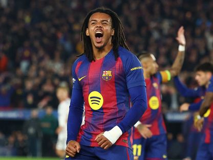 جول كوندي خلال مباراة برشلونة وآينتراخت فرانكفورت بدوري أبطال أوروبا - 9 ديسمبر 2025 - Reuters