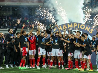 احتفالات لاعبي الأهلي بالتتويج بلقب كأس مصر 2021 - 2022 - X@AlAhly