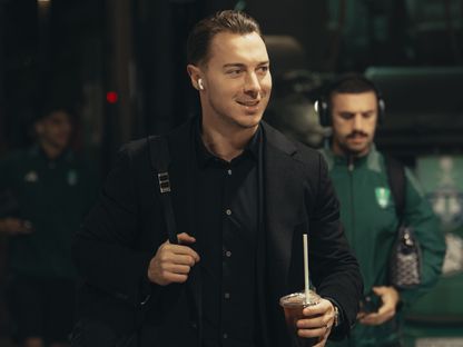 ماتياس يايسله مدرب النادي الأهلي قبل مواجهة الخلود في الدوري السعودي - 15 يناير 2025 - X/@ALAHLI_FC