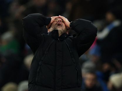 بيب غوارديولا مدرب مانشستر سيتي بعد إدراك تشيلسي التعادل في الدوري الإنجليزي - 4 يناير 2026 - Reuters