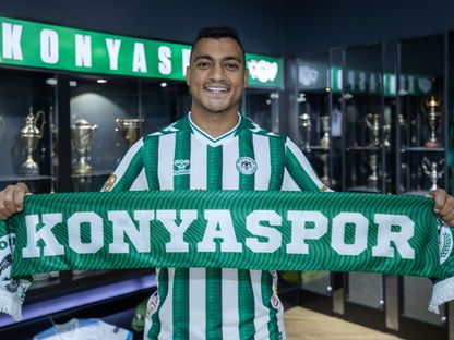 مصطفى محمد يحتفل بالانتقال إلى كونيا سبور - 1 سبتمبر 2026 - https://konyaspor.org.tr/