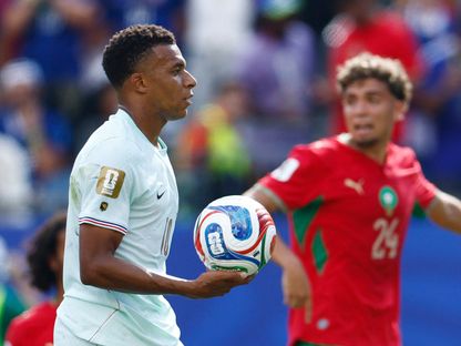 كيليان مبابي قبل تسديده ركلة جزاء خلال مباراة بين فرنسا والمغرب بكأس العالم - 9 يوليو 2026 - REUTERS