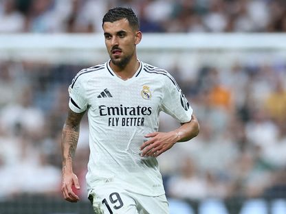 لاعب ريال مدريد داني سيبايوس خلال مباراة ريال سوسيداد في الدوري الإسباني - 24 مايو 2025 - Reuters
