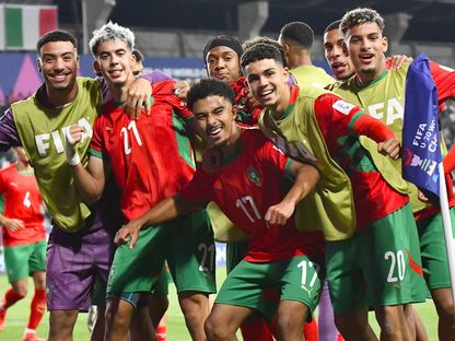 فرحة لاعبي المنتخب المغربي بهده ياسر الزابيري في مرمى كوريا الجنوبية في ثمن نهائي كأس العالم تحت 20 عاماً - 9 أكتوبر 2025 - X/@EnMaroc