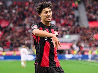 احتفال ابراهيم مازا نجم باير ليفركوزن بتسجيل هدف في مرمى فرايبورغ بالدوري الألماني - 18 أكتوبر 2026 - X/@bayer04_en