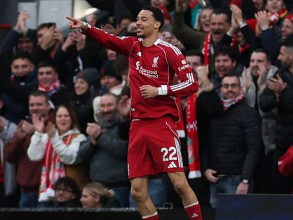 هوغو إيكيتيكي مهاجم ليفربول يحتفل بهدفه أمام برايتون في الدوري الإنجليزي الممتاز - 13 ديسمبر 2025 - Reuters