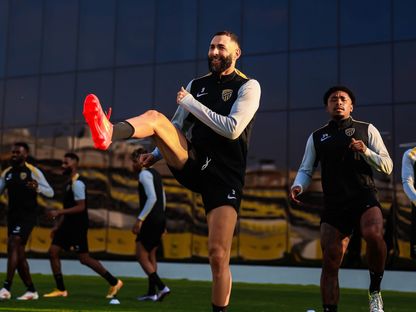 كريم بنزيما خلال تدريب للاتحاد السعودي - 10 يناير 2025 - X/@ittihad