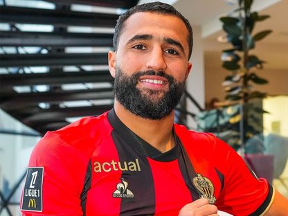 علي العابدي بقميص نيس بعد تمديد عقده مع الفريق حتى 2027 - 20 فبراير 2025 - X/@ogcnice