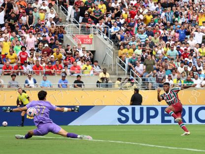 هيركوليس يسجل هدف فوز فلومينينسي أمام الهلال في ربع نهائي مونديال الأندية - 4 يوليو 2025 - Reuters