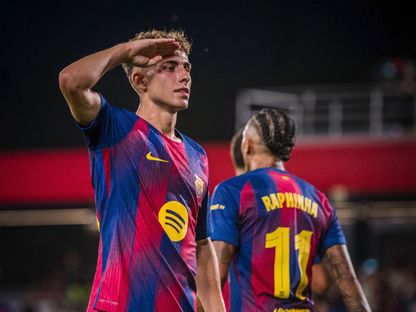 احتفال فيرمين لوبيز لاعب برشلونة بتسجيل هدف في مرمى كومو الإيطالي - 10 أغسطس 2025 - X/@FCBarcelona