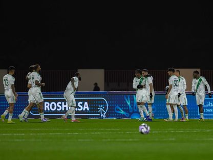 احتفال لاعبي الأهلي بتسجيل هدف في مرمى نيوم بالدوري السعودي - 24 يناير 2026 - X/@SPL