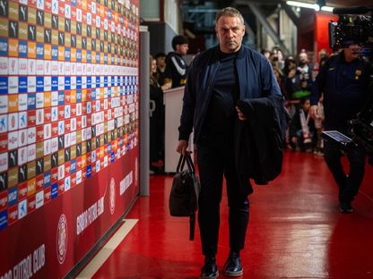 هانزي فليك مدرب برشلونة خلال لقاء جيرونا بالدوري الإسباني - 16 فبراير 2026 - X@FCBarcelona