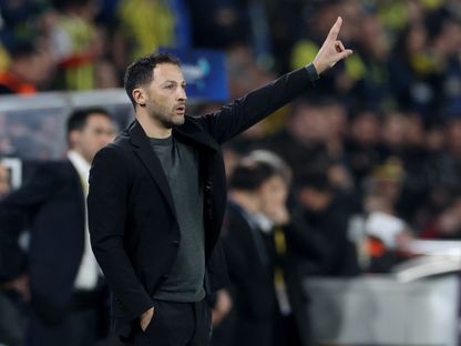 دومينيكو تيديسكو مدرب فنربخشة التركي السابق خلال مواجهة بشكتاش - 5 أبريل 2026 - REUTERS