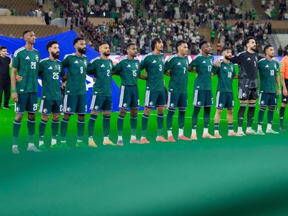 لاعبو منتخب السعودية قبل مواجهة الجزائر الودية - 18 نوفمبر 2025 - X/@SPL