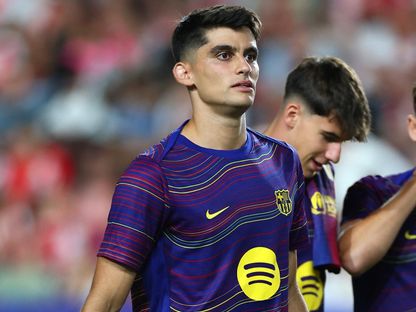 جيرارد مارتن ينقذ برشلونة من البحث عن مدافع جديد