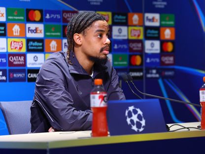 لاعب باريس سان جيرمان برادلي باركولا خلال مؤتمر صحفي قبل مواجهة تشيلسي في دوري أبطال أوروبا - 10 مارس 2026 - www.psg.fr