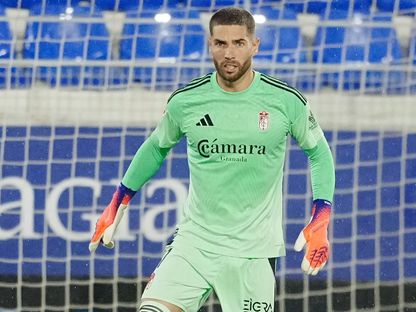 لوكا زيدان حارس غرناطة الإسباني ومنتخب الجزائر - 1 أكتوبر 2025 - X/GranadaCF