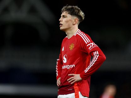 القبض على غارناتشو قبل وصوله لتدريبات مانشستر يونايتد