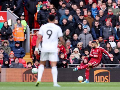 محمد صلاح يسجل هدفاً مع ليفربول ضد فولهام - 11 أبريل 2026 - Reuters