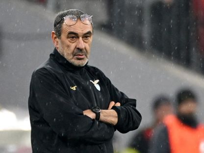 مدرب لاتسيو ماوريتسيو ساري خلال مباراة بايرن ميونيخ في دور الـ16 لدوري أبطال أوروبا - 5 مارس 2024 - ٌReuters