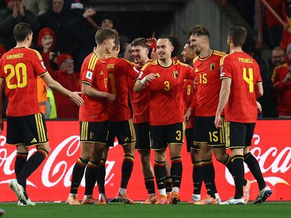 لاعبو بلجيكا يحتفلون بأحد الأهداف في مرمى ليختنشتاين في تصفيات كأس العالم - 18 نوفمبر 2025 - Reuters