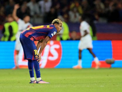 لامين يامال لاعب برشلونة خلال مواجهة باريس سان جيرمان في دوري أبطال أوروبا - 1 أكتوبر 2025 - Reuters