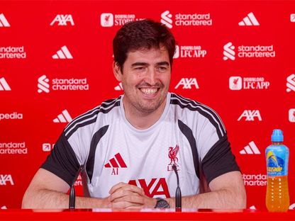 أندوني إيراولا مدرب ليفربول في مؤتمر صحفي - 21 أغسطس 2026 - X/@TheRedmenTV