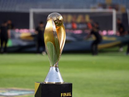 مُجسم كأس دوري أبطال إفريقيا - 1 يونيو 2025 - Reuters