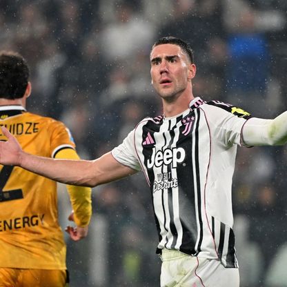 في انتظار مرموش.. برشلونة يصرف النظر "مؤقتاً" عن مهاجم يوفنتوس