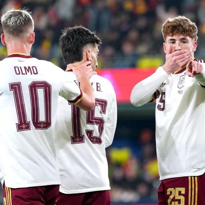 قبل مواجهة مصر.. إسبانيا تهزم صربيا بثلاثية