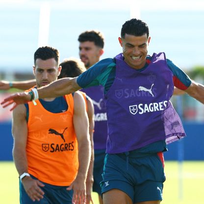 احذر يا رونالدو.. "تماسيح" بجوار مقر إقامة البرتغال بكأس العالم