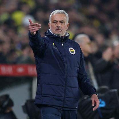 كيف سخر غلطة سراي من مورينيو بعد تتويجه بالدوري التركي؟