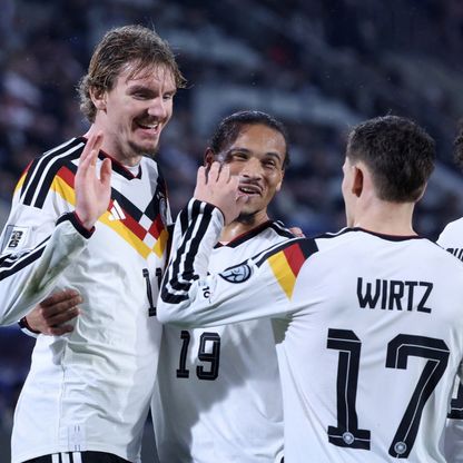 احتفال في ألمانيا؟.. مواعيد مباريات اليوم الاثنين 17 نوفمبر 2025