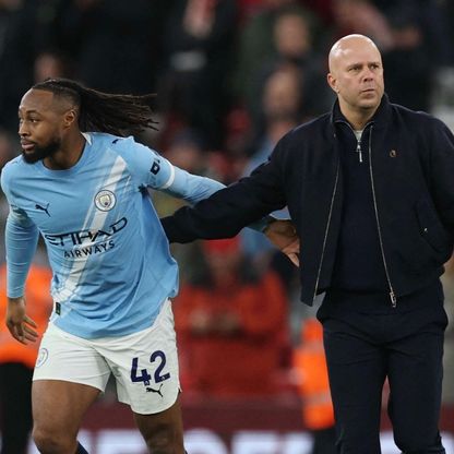 سلوت عن لقطة صلاح وغيهي: هناك مَن سيزعجه رأيي لكنني لن أتوقف