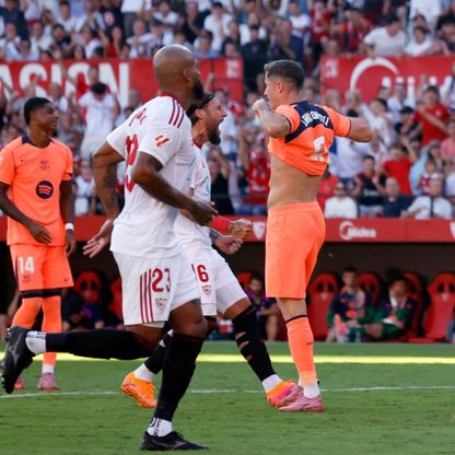 ليفاندوفسكي يهدر للمرة الثالثة ركلة جزاء مع برشلونة في الليغا