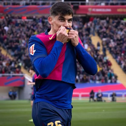مدافع برشلونة يخضع لجراحة ناجحة في اليد