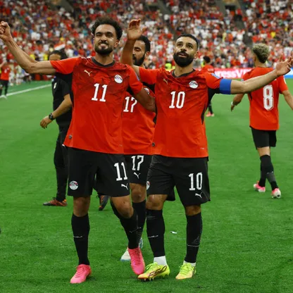 محمد صلاح يحتفل مع مصطفى زيكو بهدفه مع مصر أمام نيوزيلندا بكأس العالم - 21 يونيو 2026