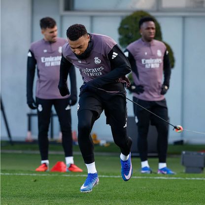 باريس سان جيرمان يتلقى من كيليان مبابي محضراً قضائياً لتسوية مستحقاته