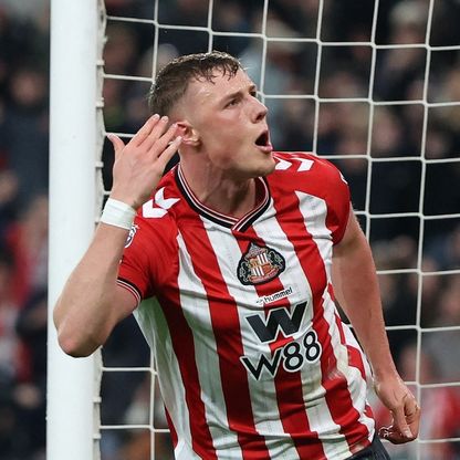 شاهد.. نوتنغهام يقسو على سندرلاند بخماسية ويعقّد موقف توتنهام