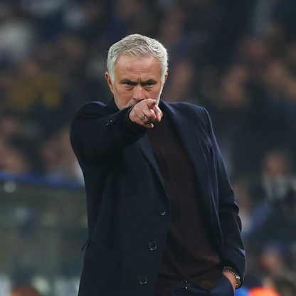 جوزيه مورينيو يتكتم حول عودته إلى ريال مدريد.. ويشهر حبه لروما