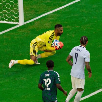 العودة لدوري روشن.. وجهة جديدة تنتظر محمد العويس بعد كأس العالم