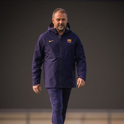 هانزي فليك لا يؤكد إشراك تير شتيغن أمام غوادالاخارا ولا يستبعد ليفاندوفسكي