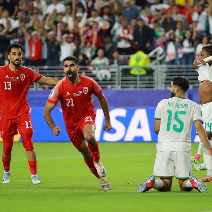 شاهد.. الأردن يتقدم على الجزائر في الشوط الأول بهدف نزار الرشدان
