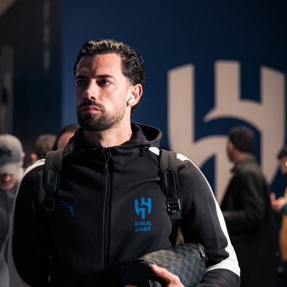 المدافع الإسباني أساسياً.. تشكيلة الهلال أمام الفيحاء