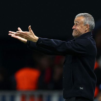 لويس إنريكي: فخور بحكيمي ومباي ولا أود تشتيت تركيزهما